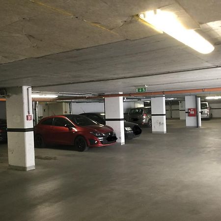 Adam'S Apartment And Free Parking 布达佩斯 外观 照片