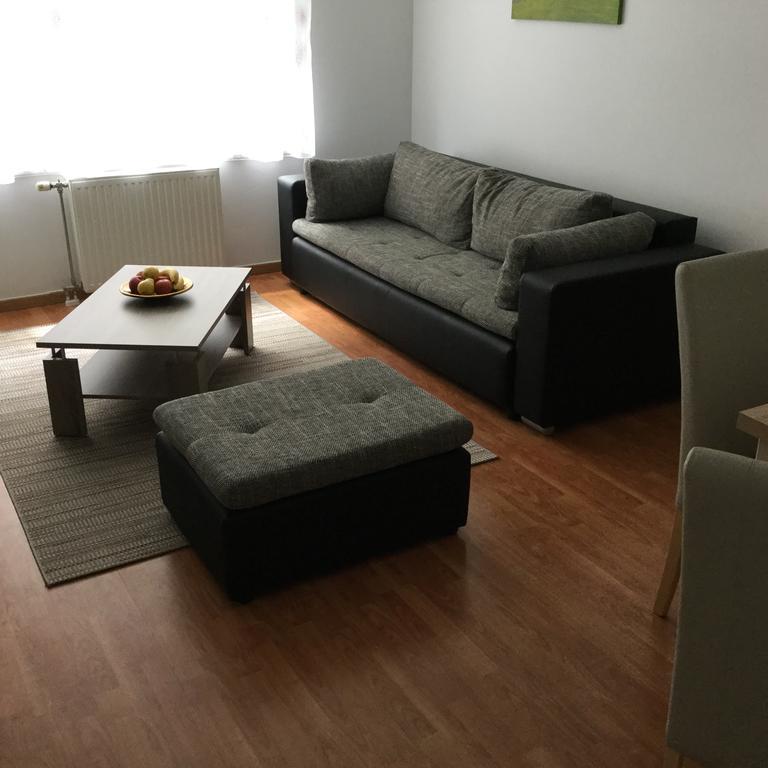 Adam'S Apartment And Free Parking 布达佩斯 外观 照片